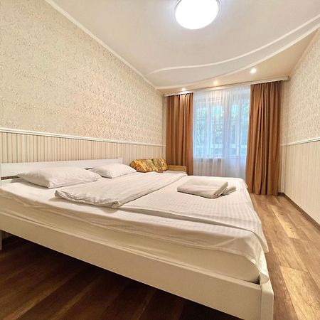 Apartpoltava 100 Квадратних Метрів Затишку В Серці Полтави, Корпусний Парк, Банківський Чек Luaran gambar