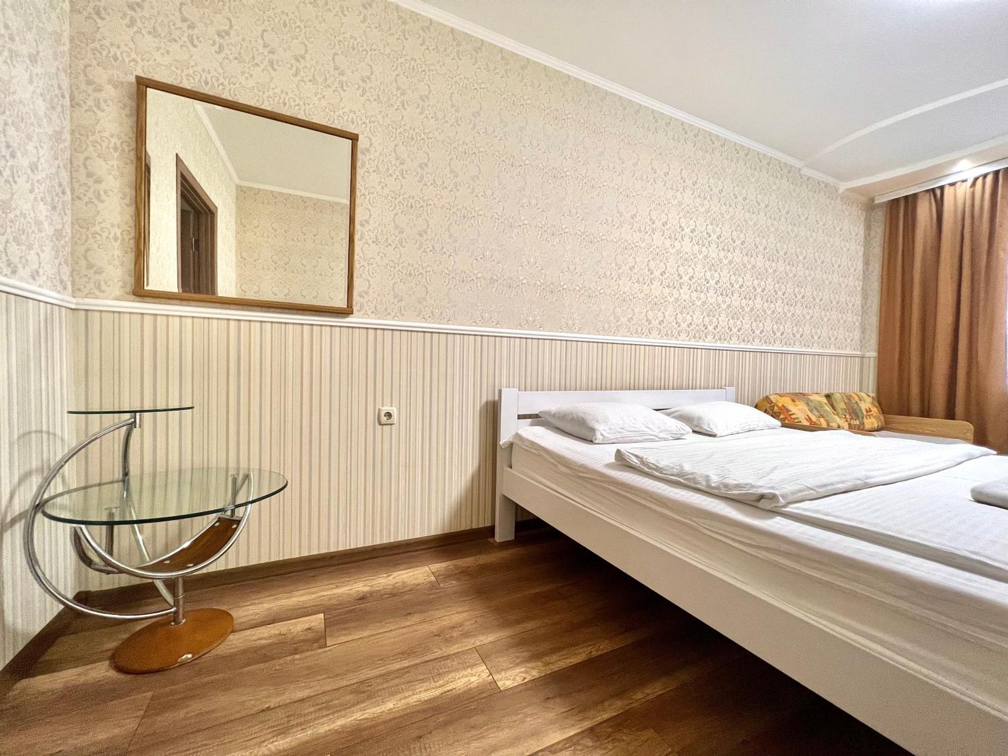 Apartpoltava 100 Квадратних Метрів Затишку В Серці Полтави, Корпусний Парк, Банківський Чек Luaran gambar